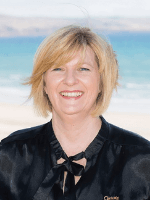 Shelley Bezuidenhout