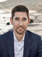 Tom Kneebone