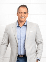 Lee Botsios