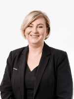 Jacqueline Crapp