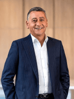 Peter Kladouris