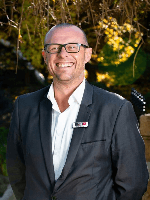 SIMON MCKAY