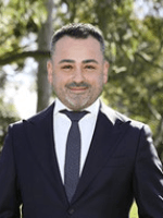 Manuel Roussakis