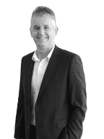 Mark Howlett