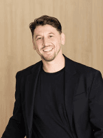 Mladen Djuric